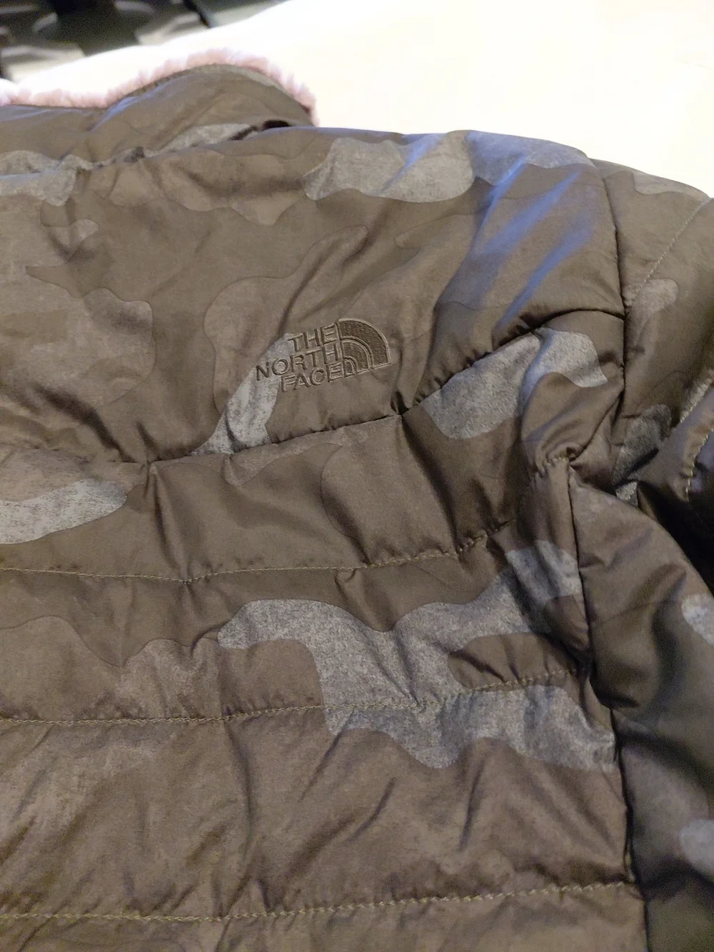 The North Face Jacket Girls L 14/16 Reversible Mossbud Swirl Green Camo Purple